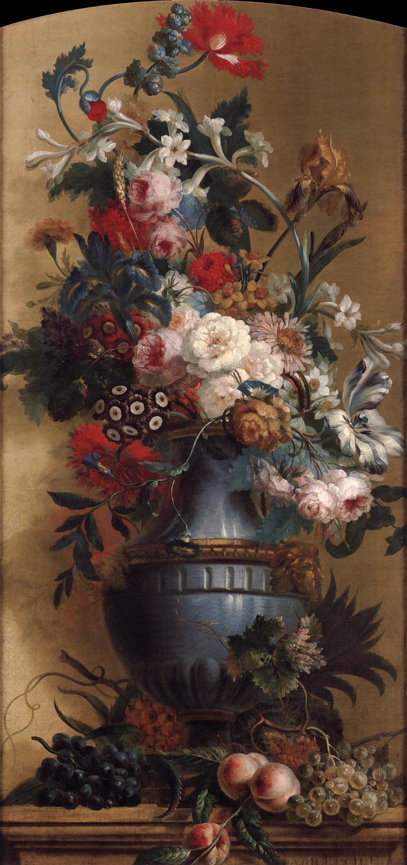 Fleurs dans un vase bleu