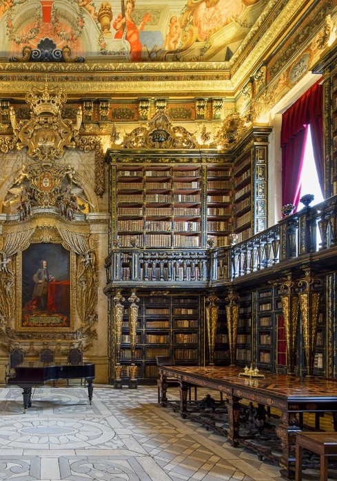 Bibliothèque et livres traduits