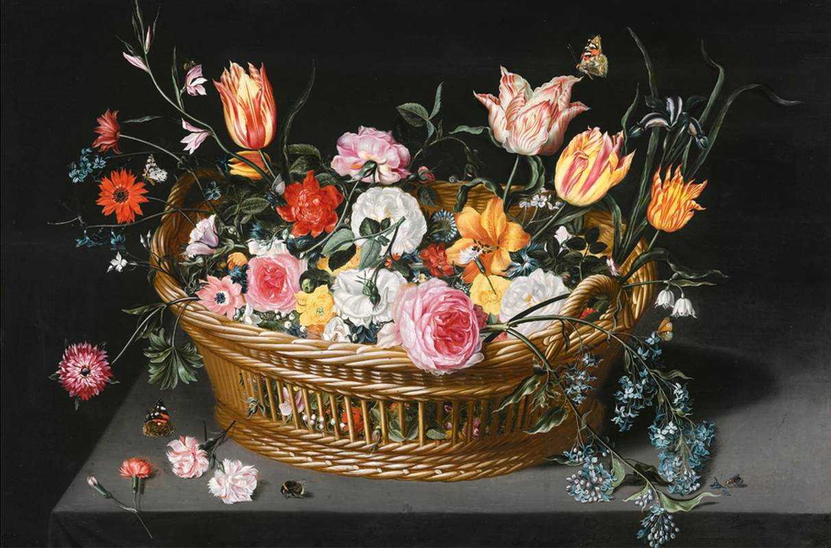 Nature morte de fleurs dans un panier sur un rebord de pierre