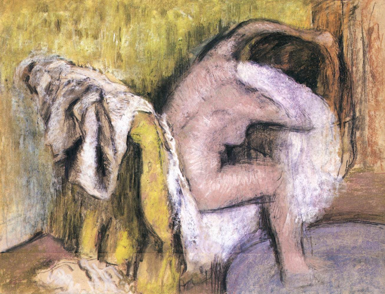 Femme assise se séchant