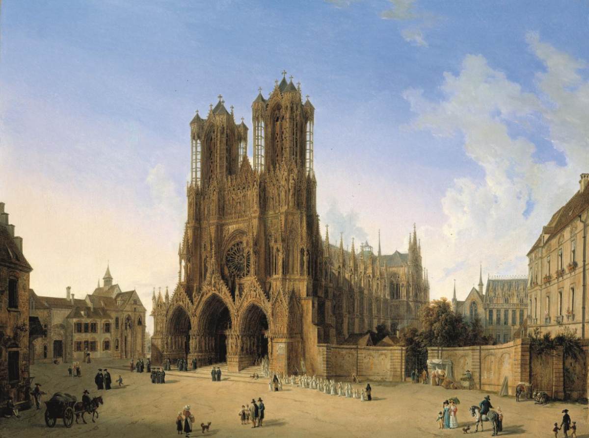 La cathédrale Notre-Dame de Reims avec une procession de communiants